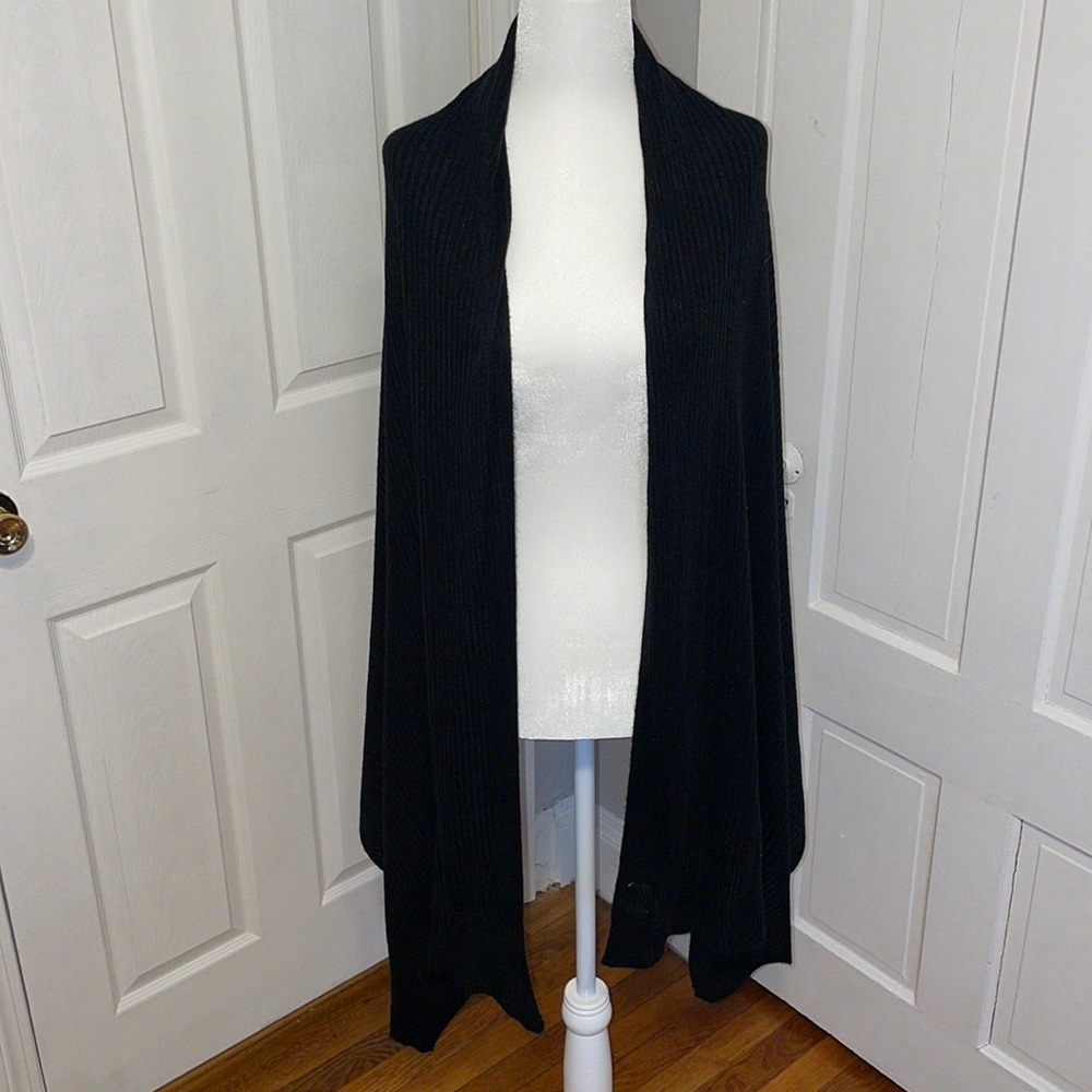 Black shawl / scarf
